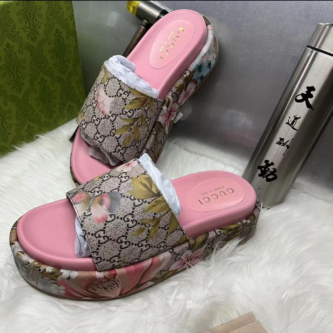 GG #Slippers
