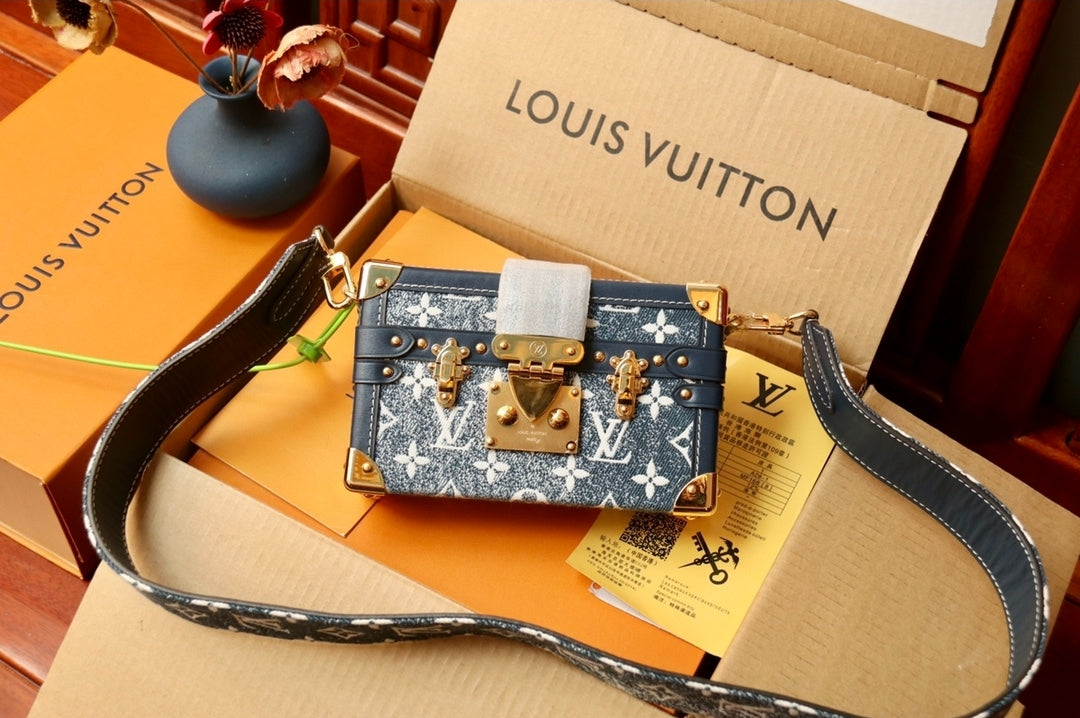 LV #MiniTrunk