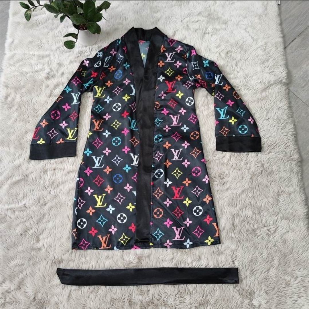 LV #Robe