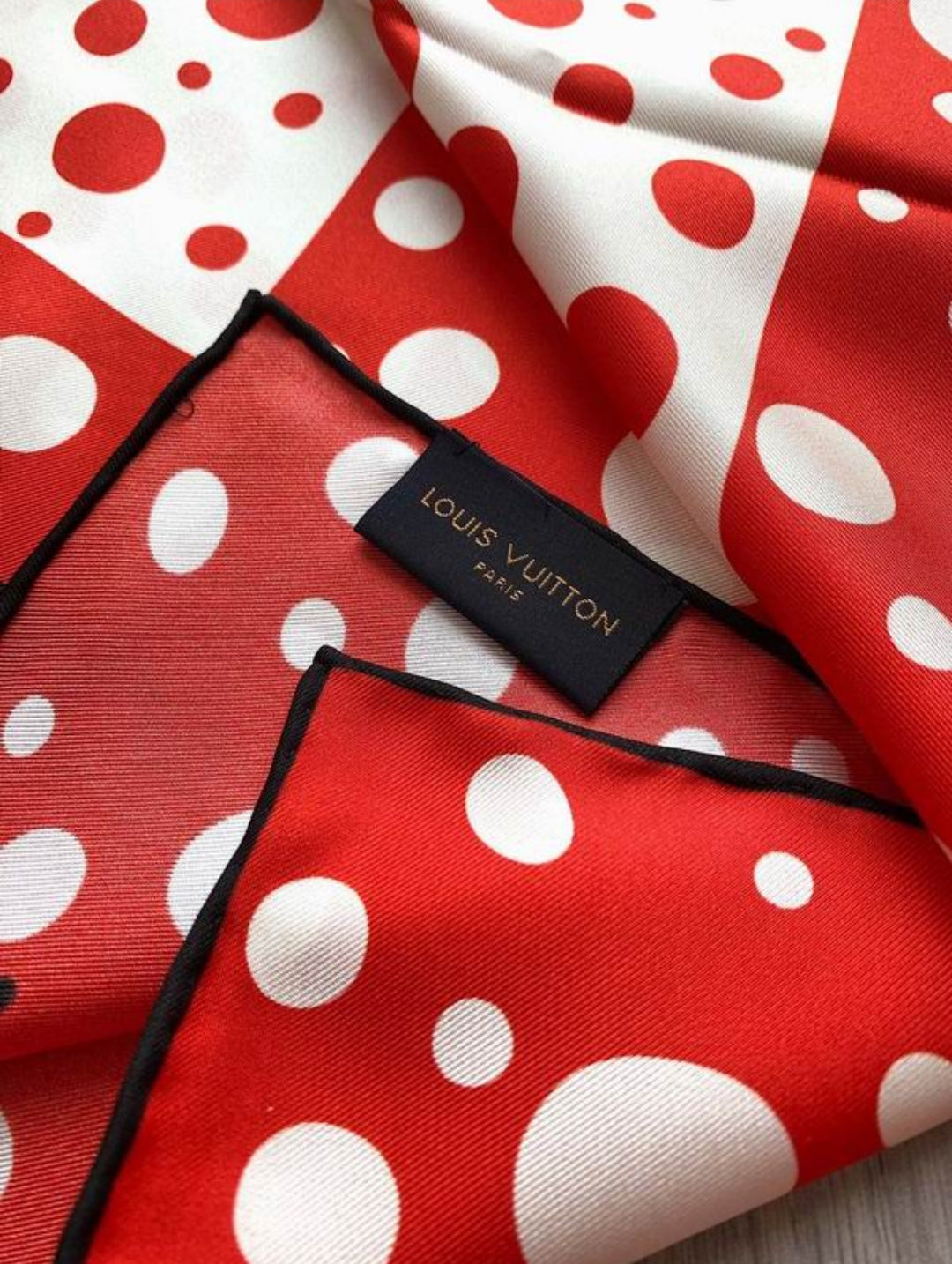 LV #SilkScarf