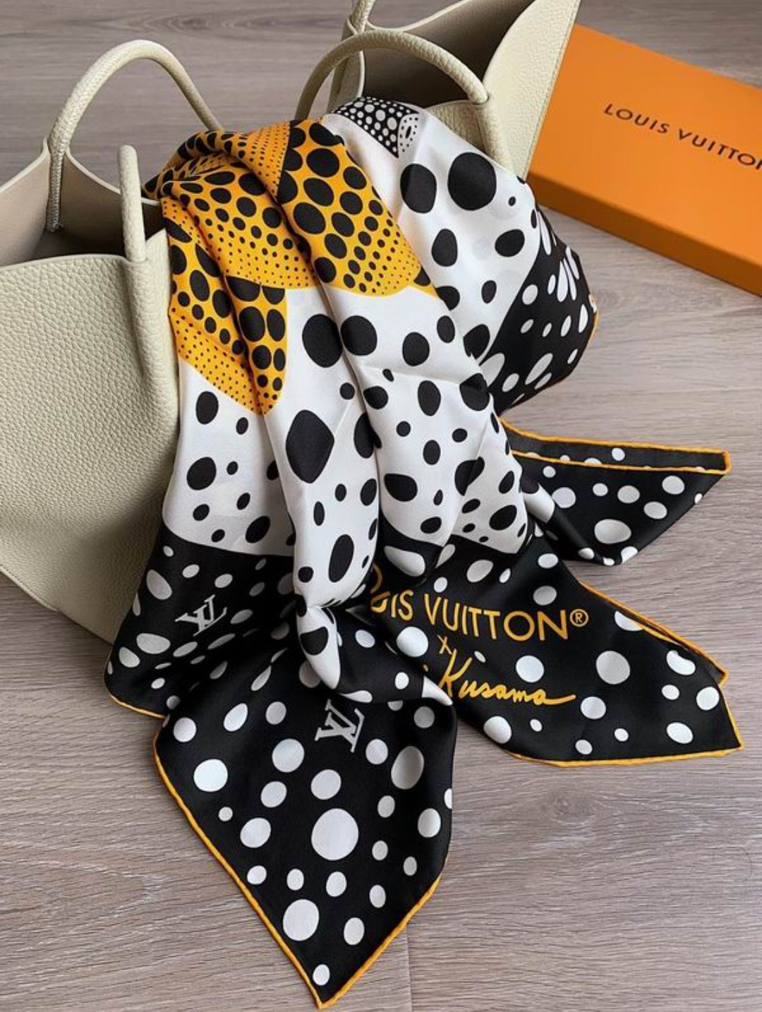 LV #SilkScarf
