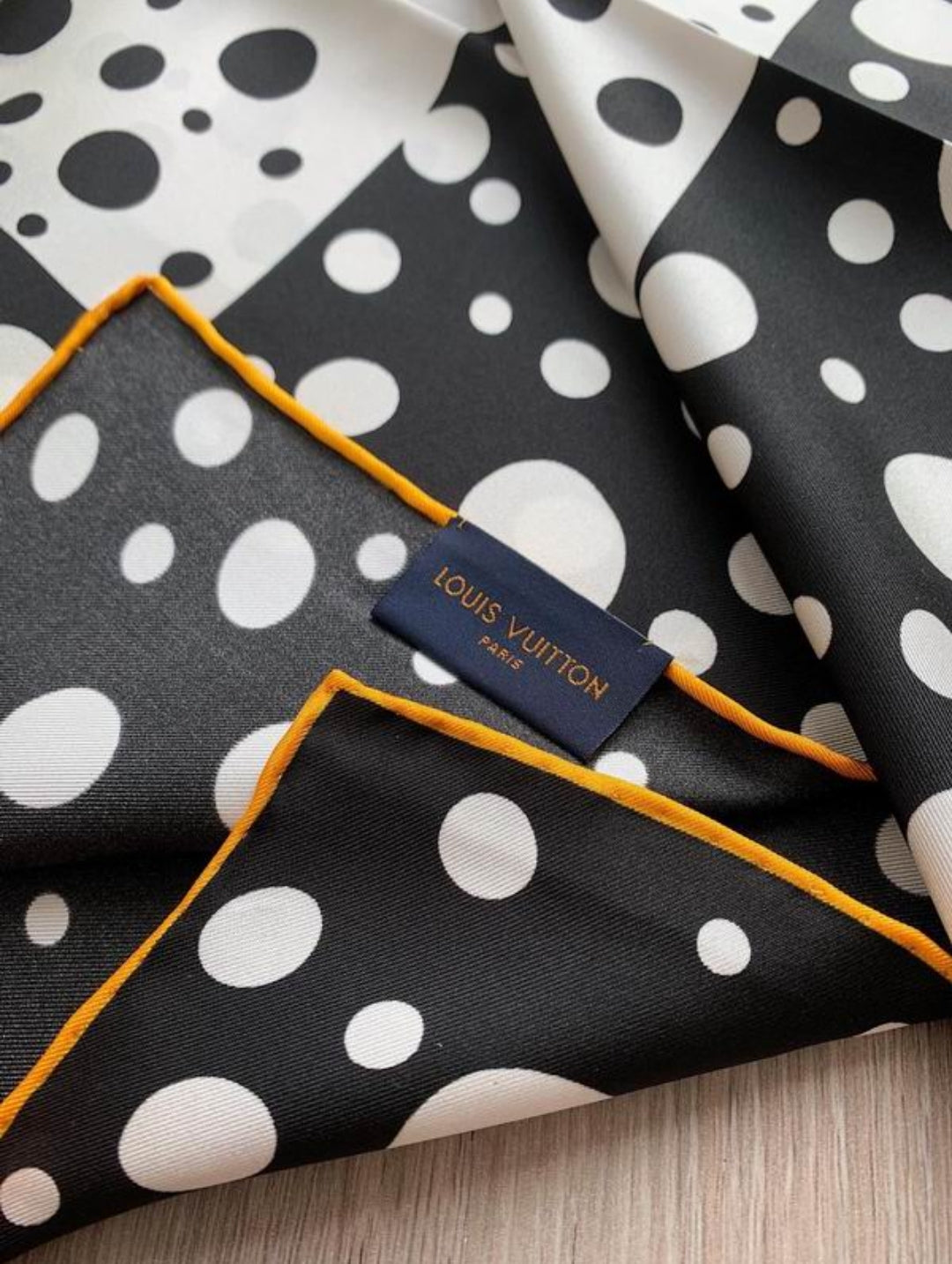 LV #SilkScarf