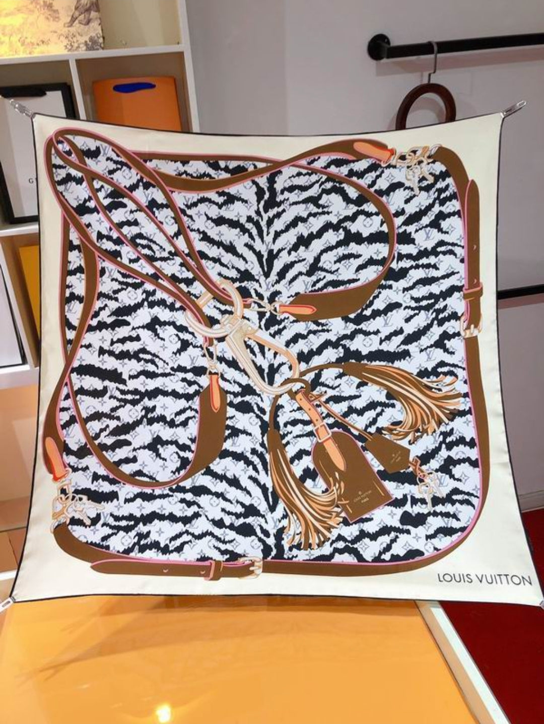 LV #SilkScarf