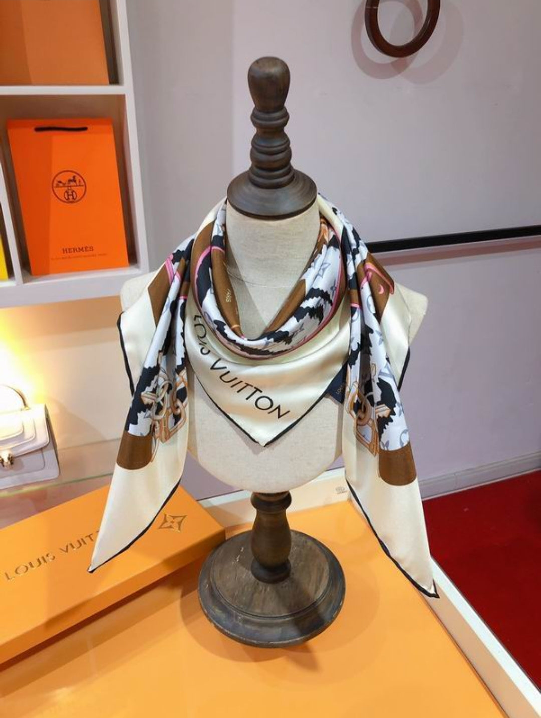 LV #SilkScarf