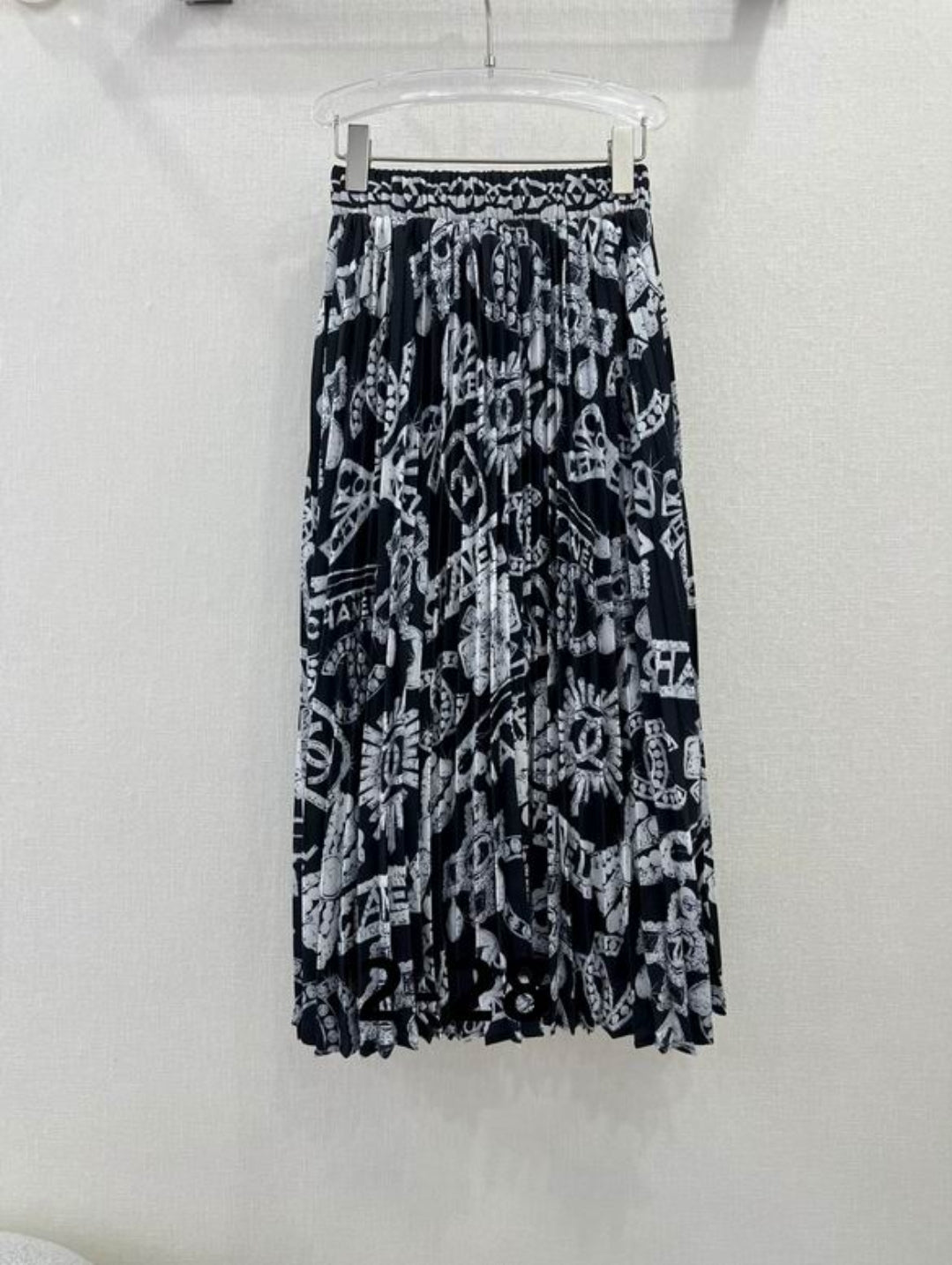 C #LongSkirt