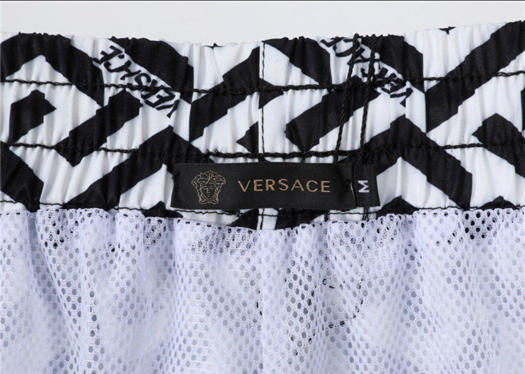 VS #ShortSet