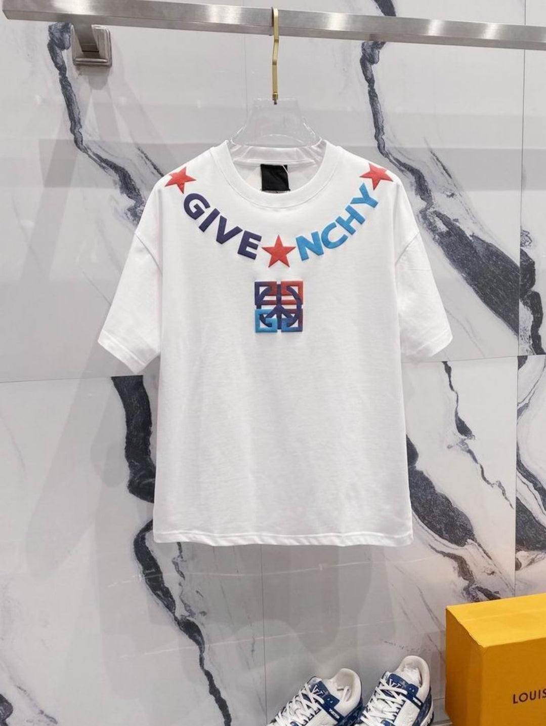 Giv #Peace & Star
