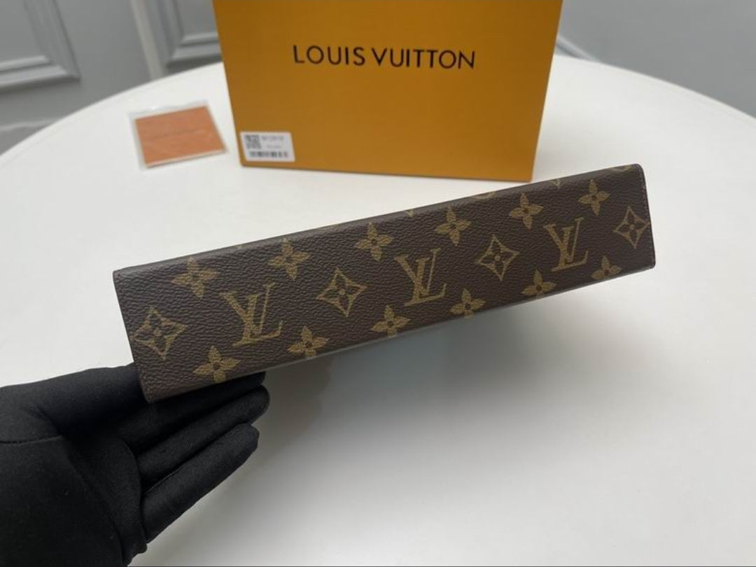 LV #Voyage MM