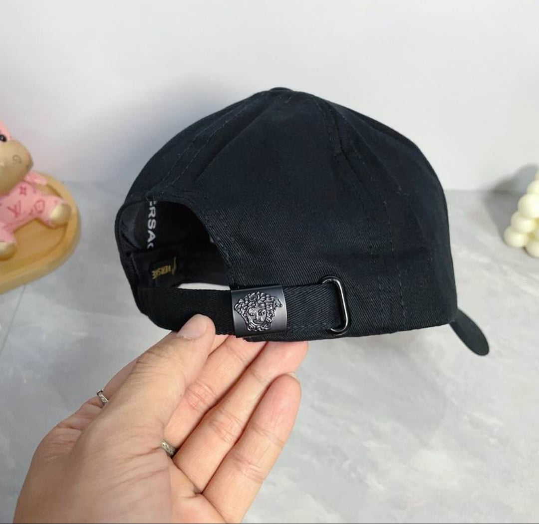 VS #Signature Cap