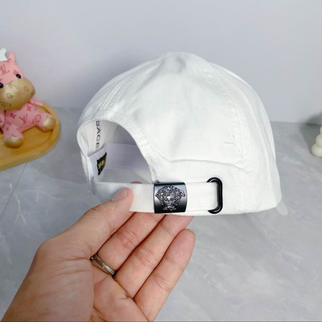 VS #Signature Cap