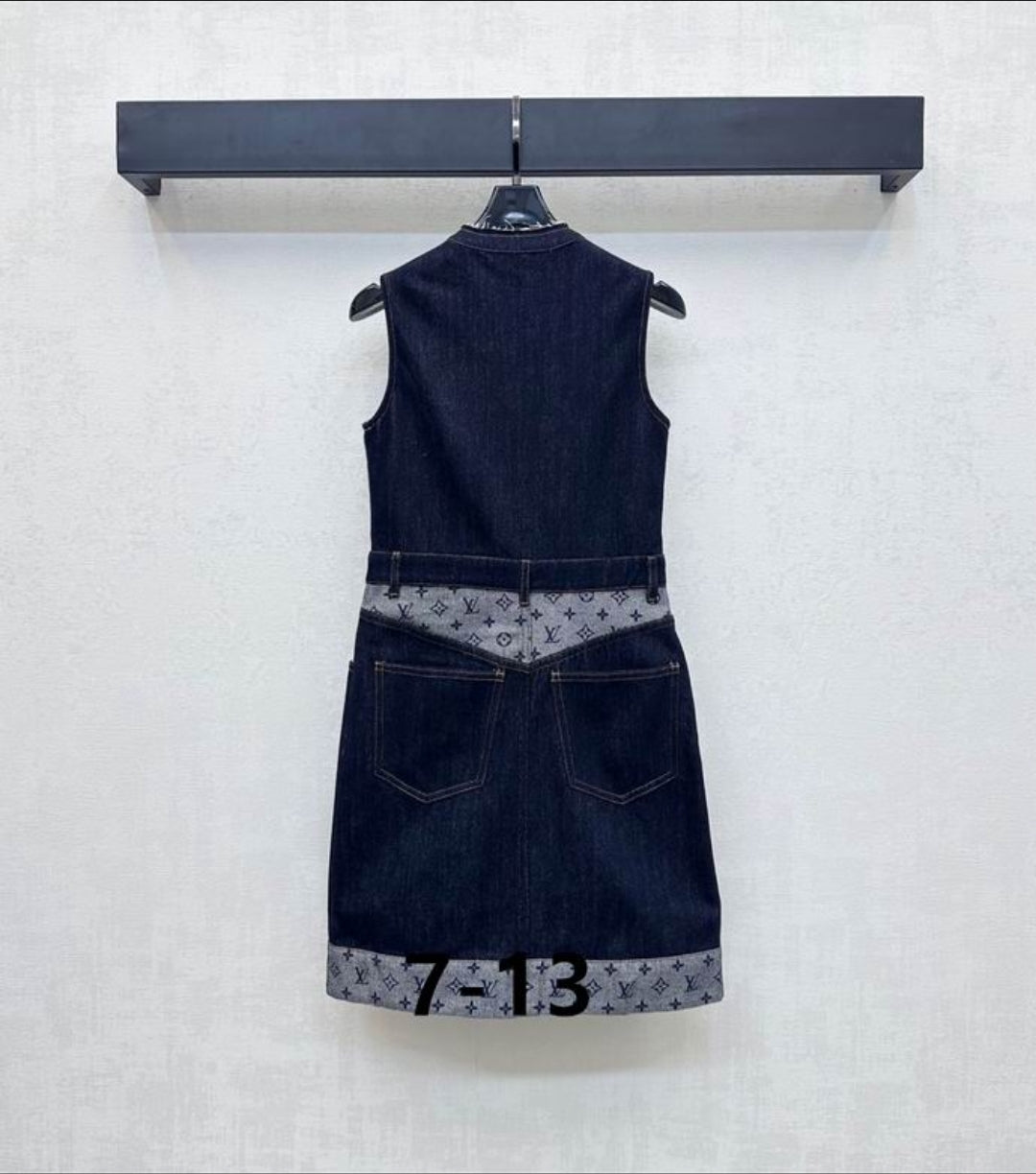 LV #Sleeveless Denim Dress