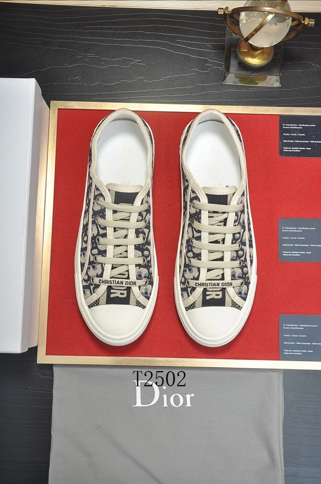 CD #Walk'n Sneaker