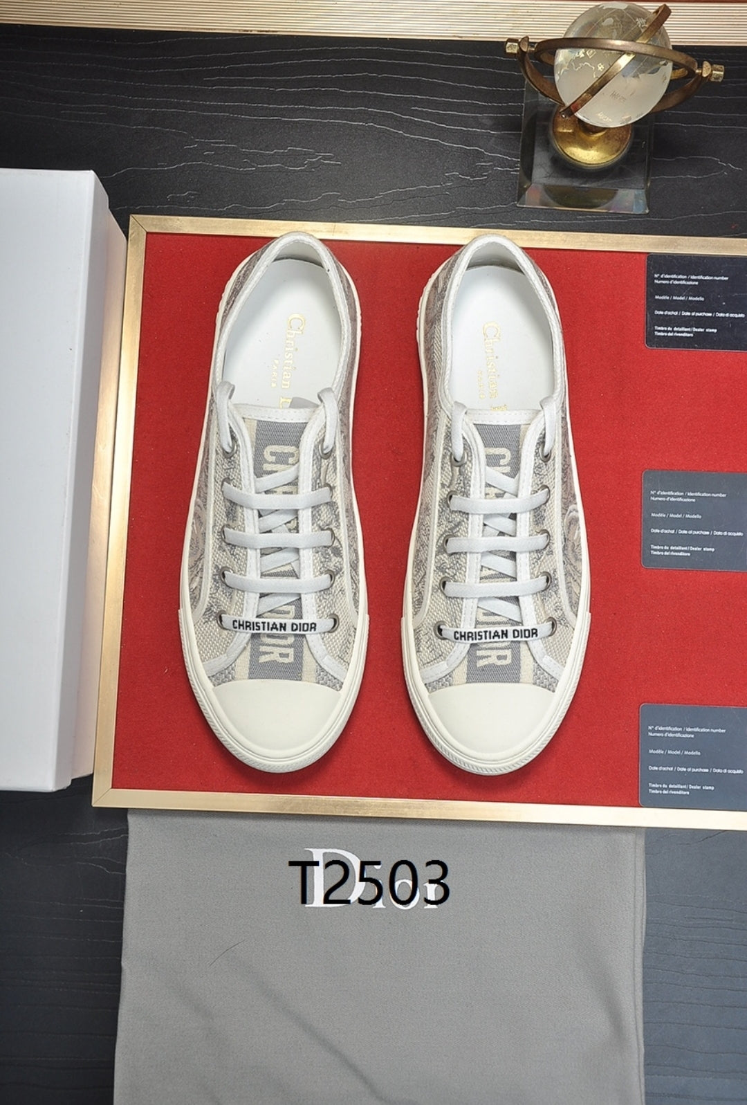 CD #Walk'n Sneaker