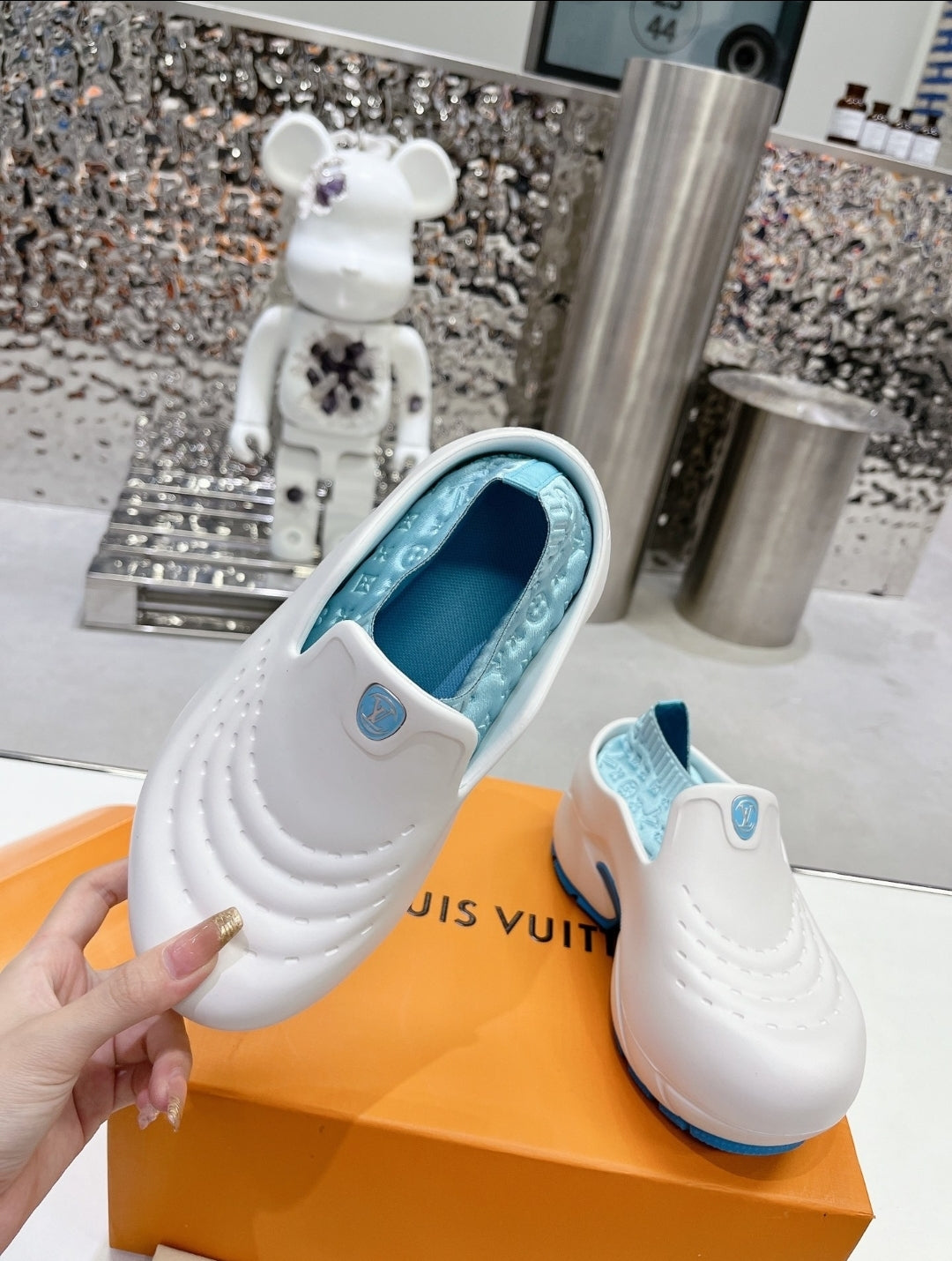 LV #Shark Clogs (women)