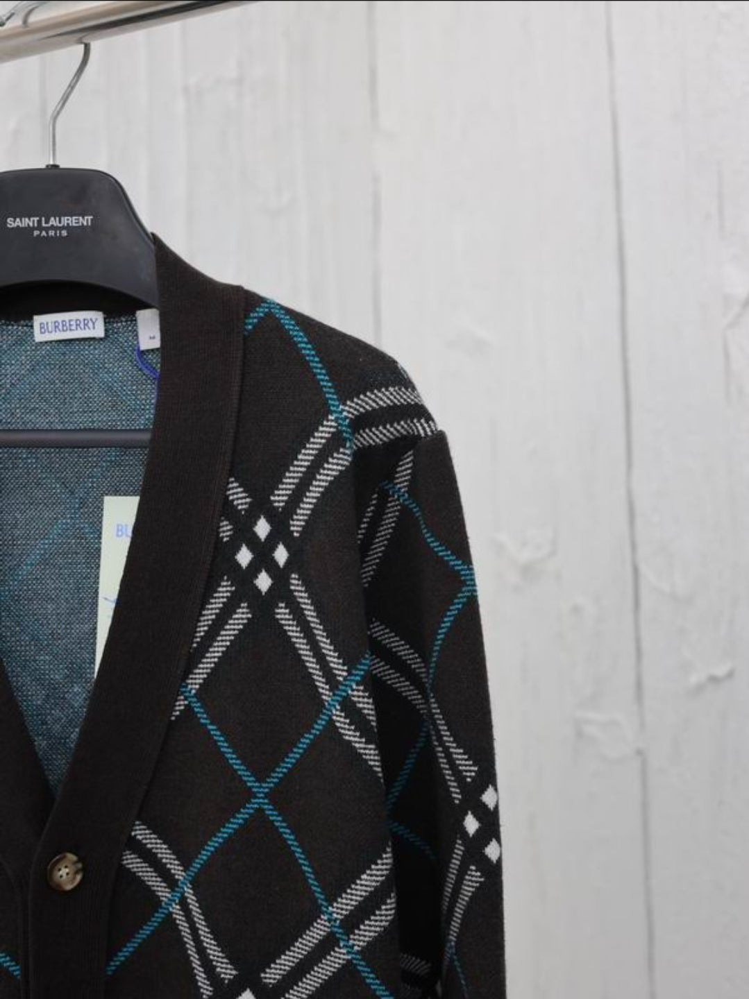 Bur #V-Neck Cardigan