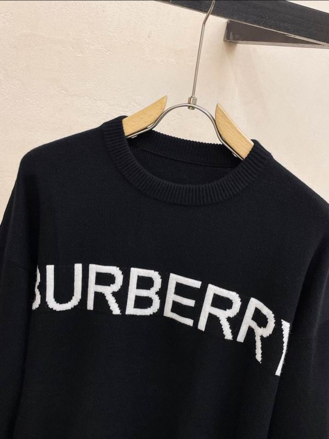 Bur #Intarsia Crewneck