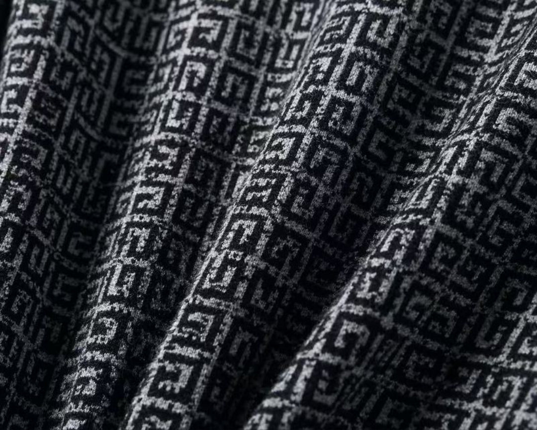 Giv #4G Jacquard Sweater
