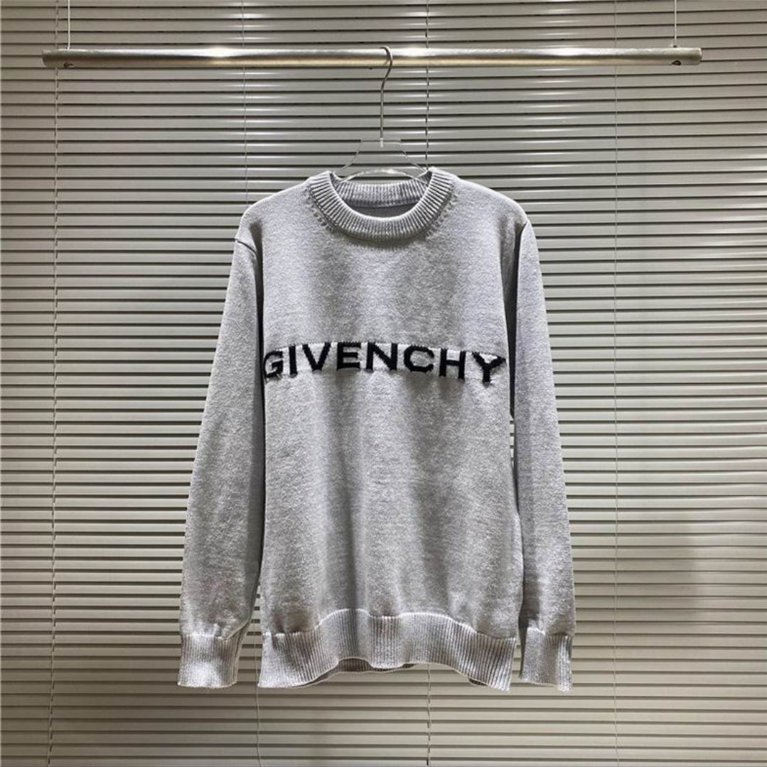 Giv #Anniversary×Disney Sweater