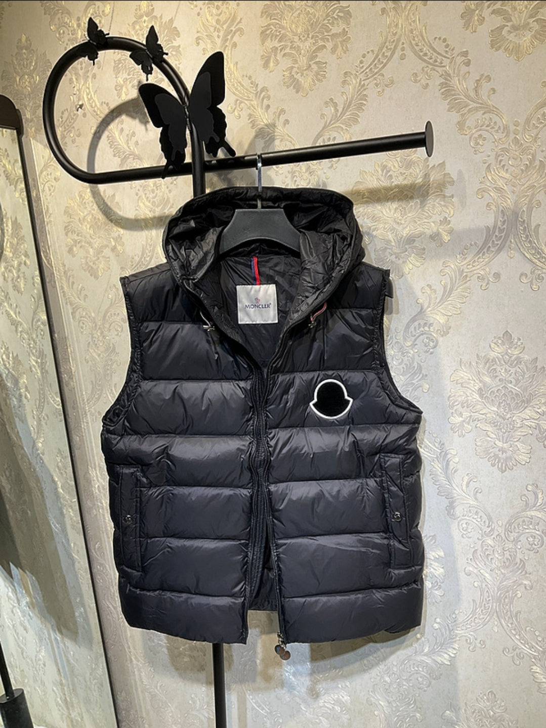 MC #Hooded Vanoise