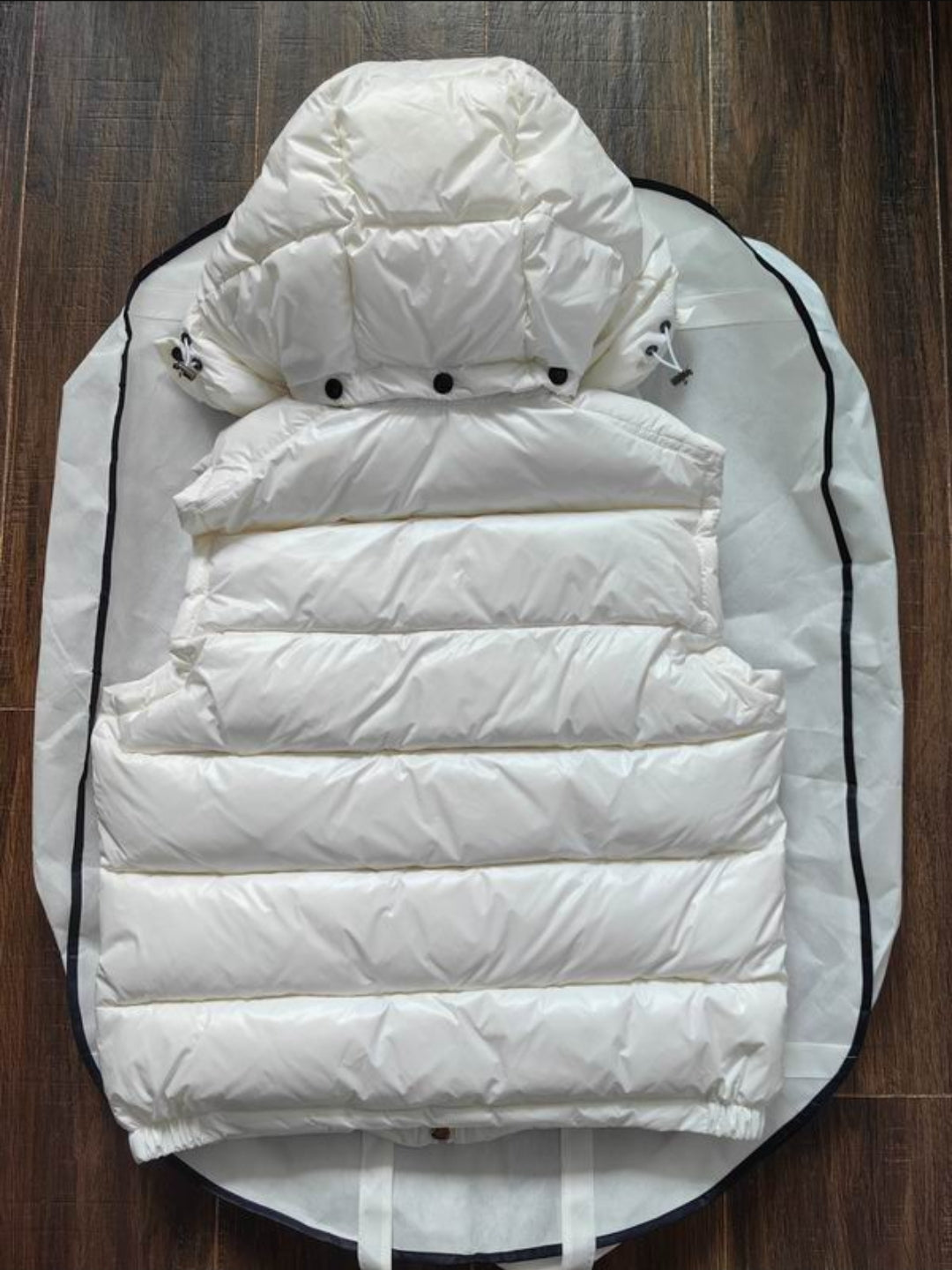 MC #Bormes Hooded Vest