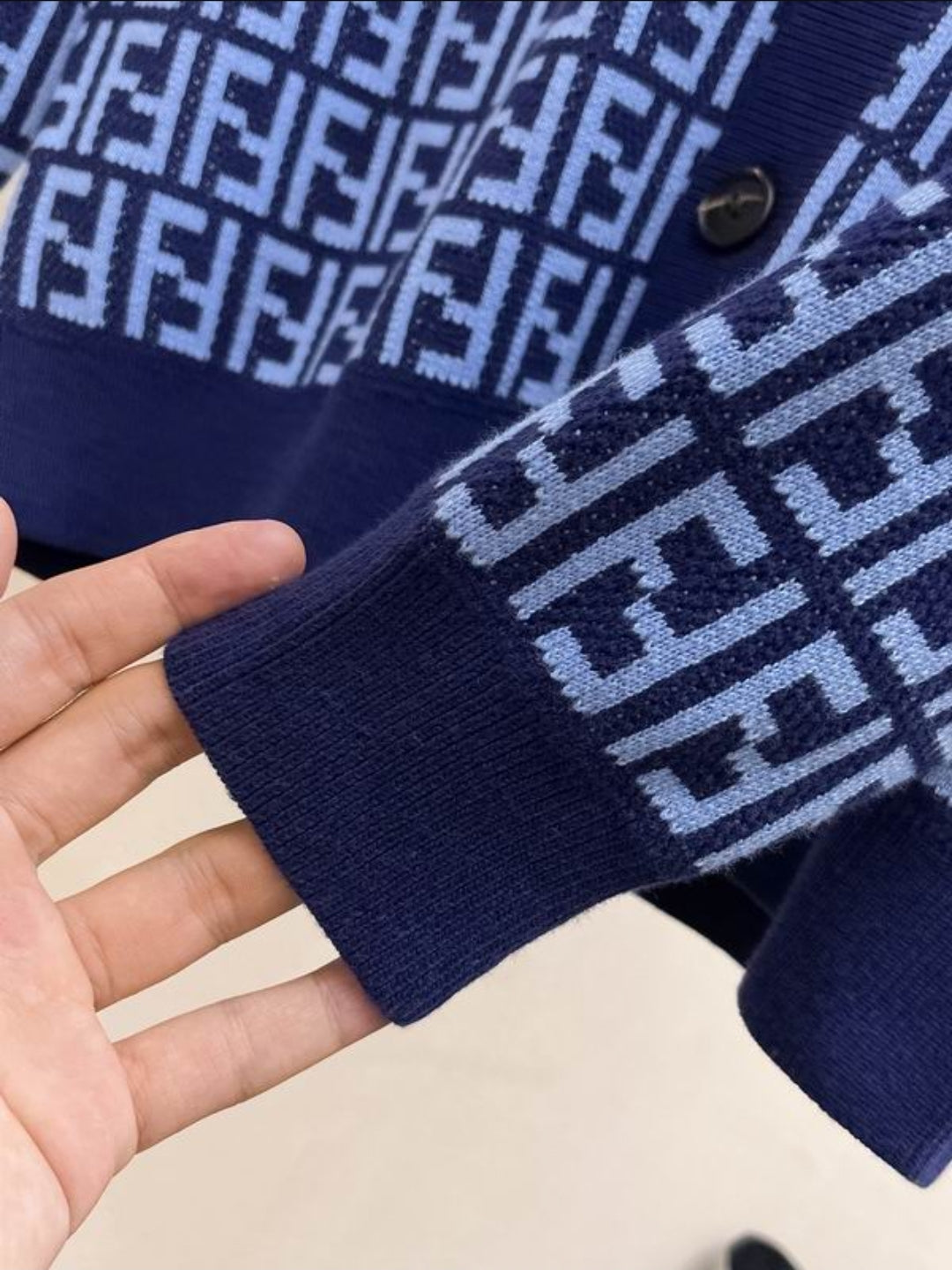FF #Cardigan