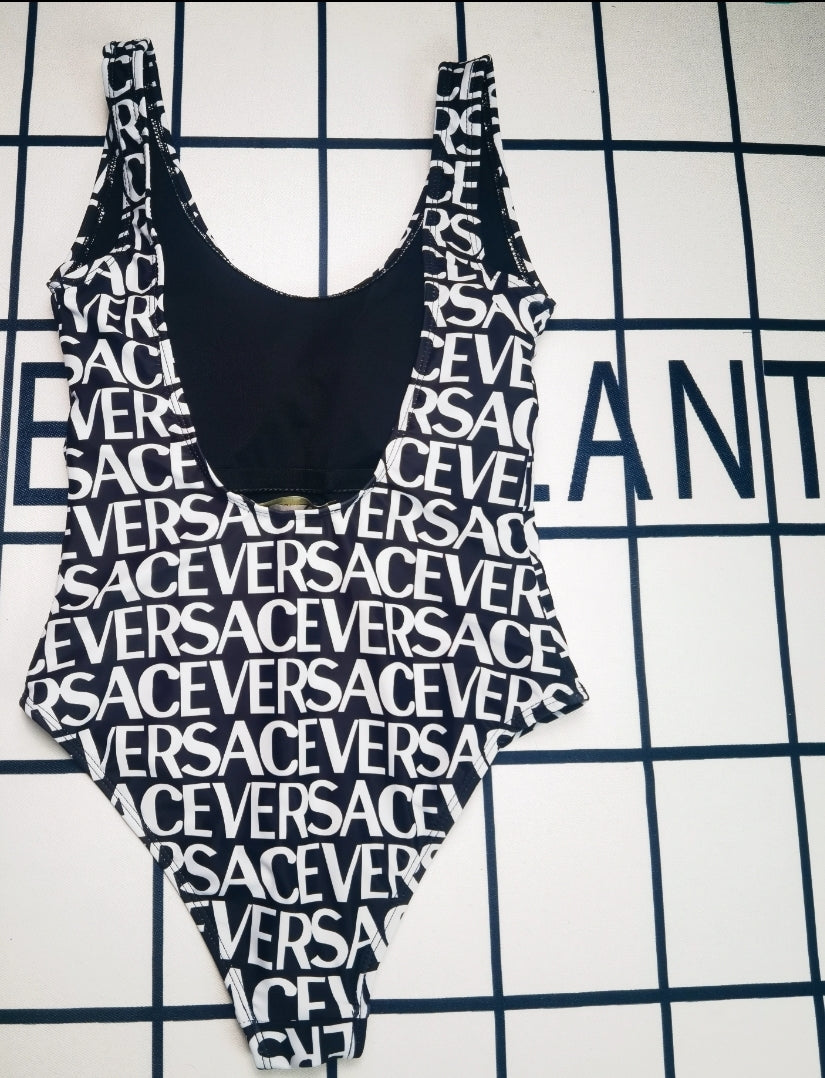 VS #Swimsuit