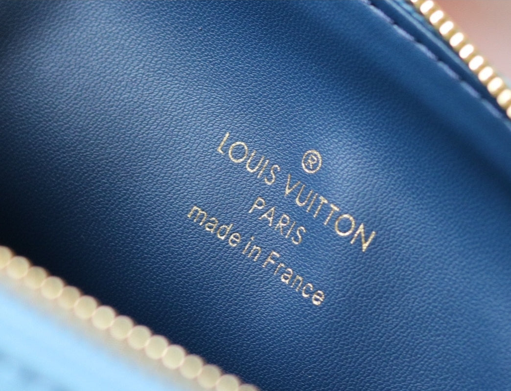 LV #Coussin