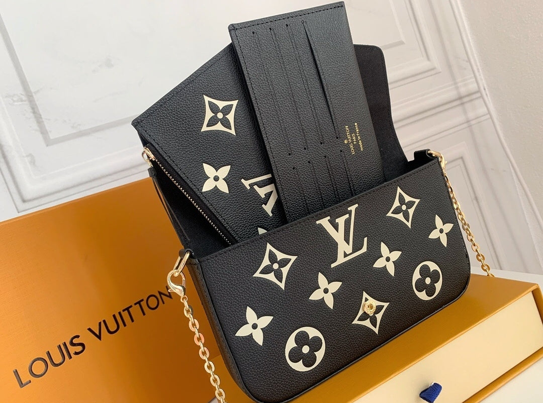 LV #Pochette