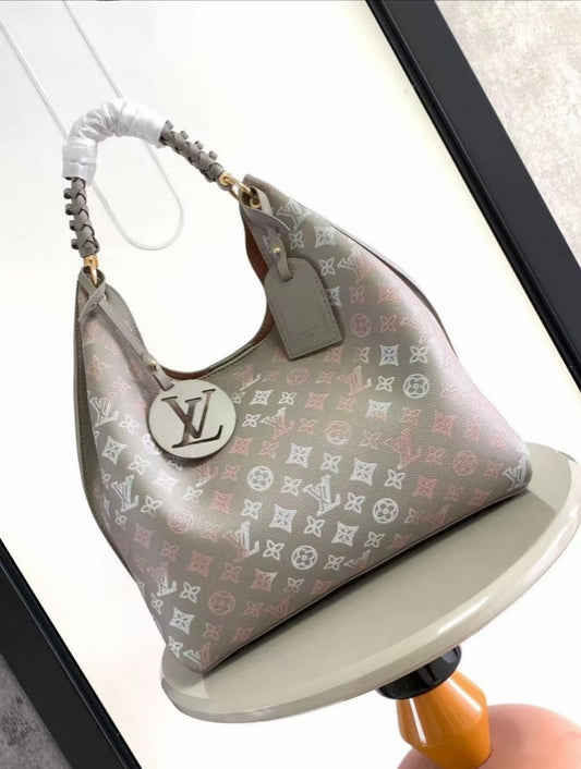 LV #Caramel