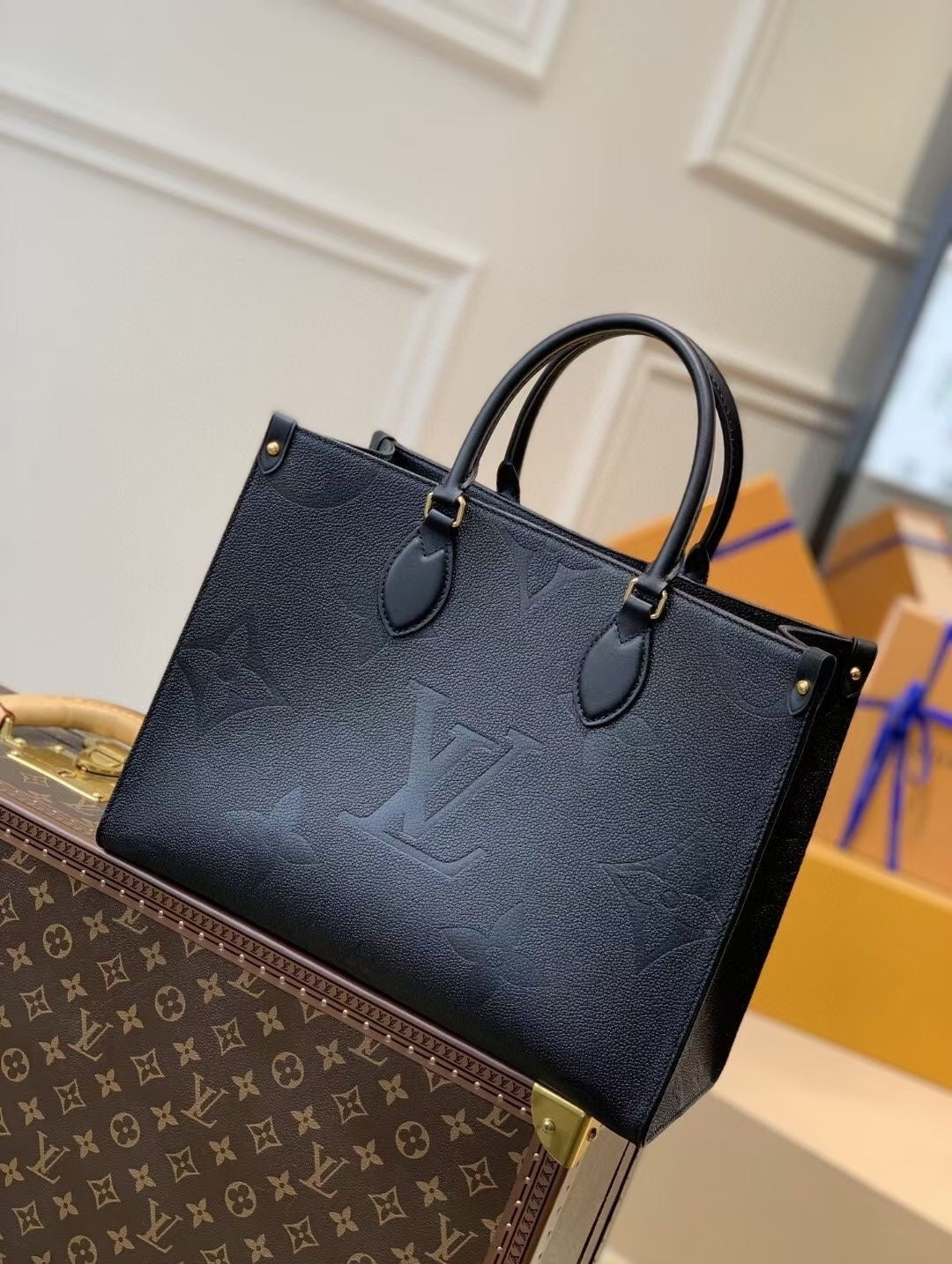 LV #OnTheGo