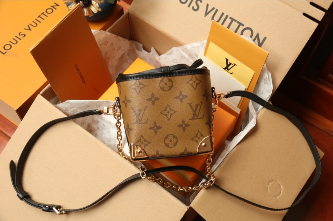 LV #MiniNoeTrunk