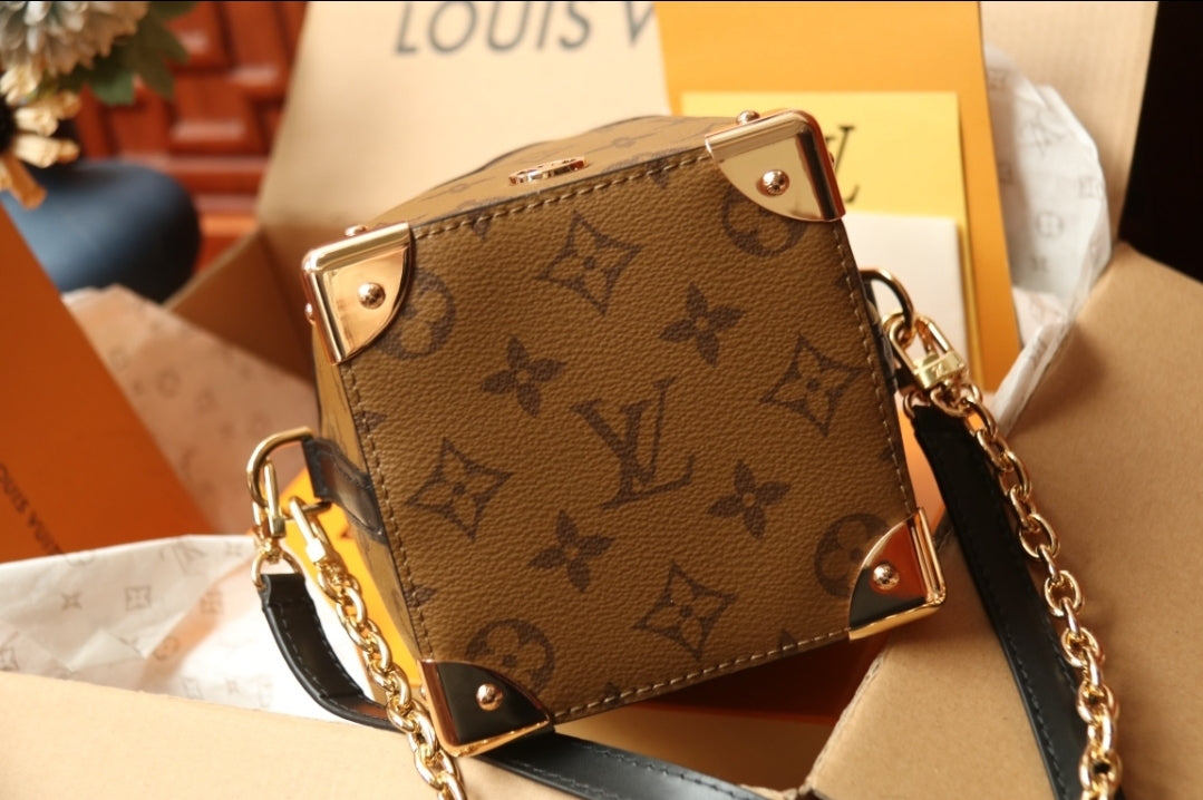 LV #MiniNoeTrunk