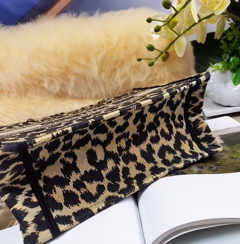 CD #LeopardTote