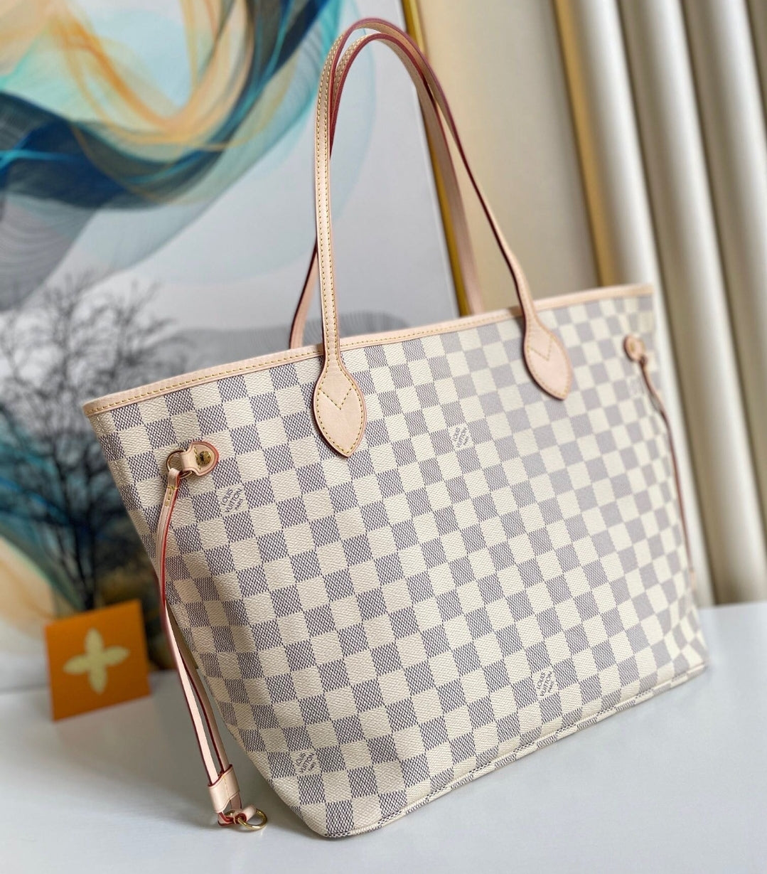 LV #NeverFull Duo