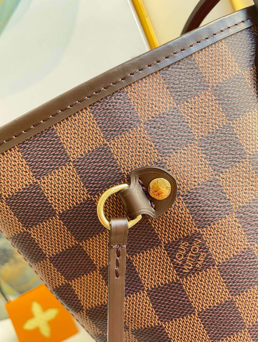 LV #NeverFull Duo