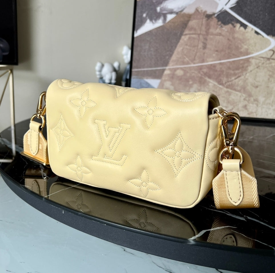 LV #BubbleGram