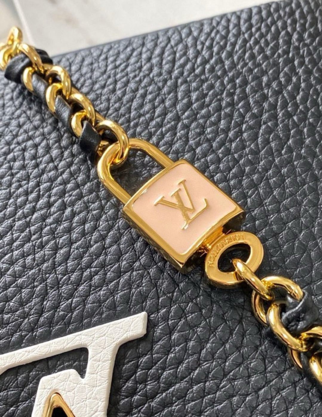 LV #FlowerChain