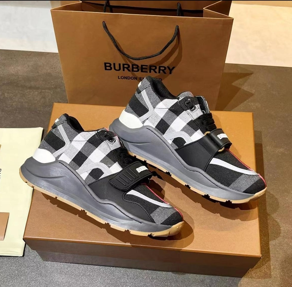 Bur #Sneaker