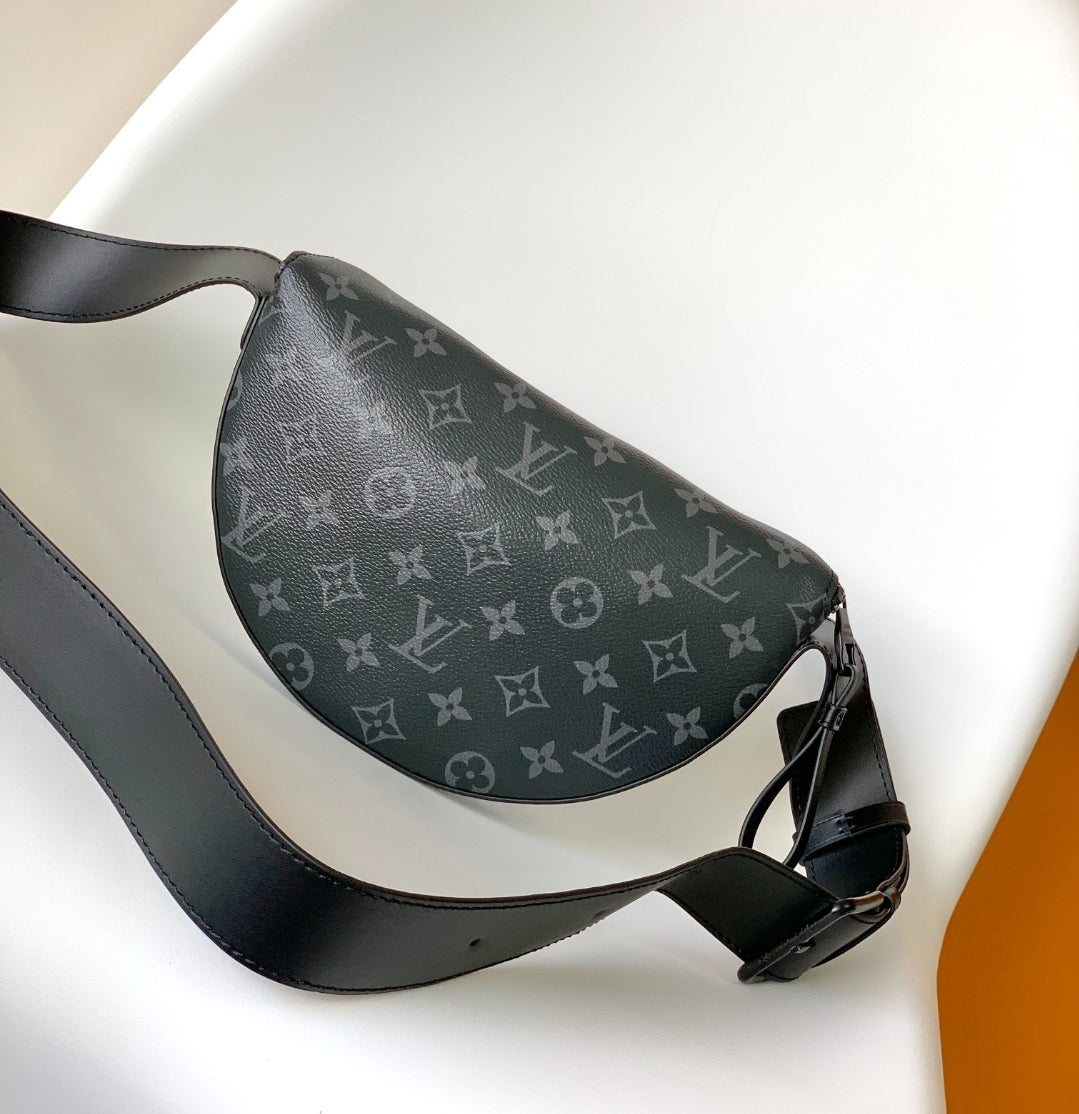 LV #MoonCrossbody