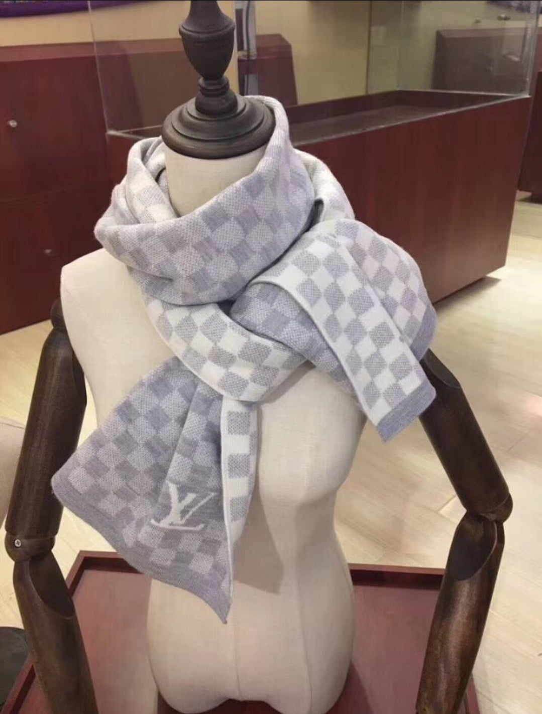 LV #Scarf