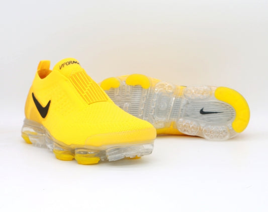 NKe #UniversityGold VaporMax Moc 2