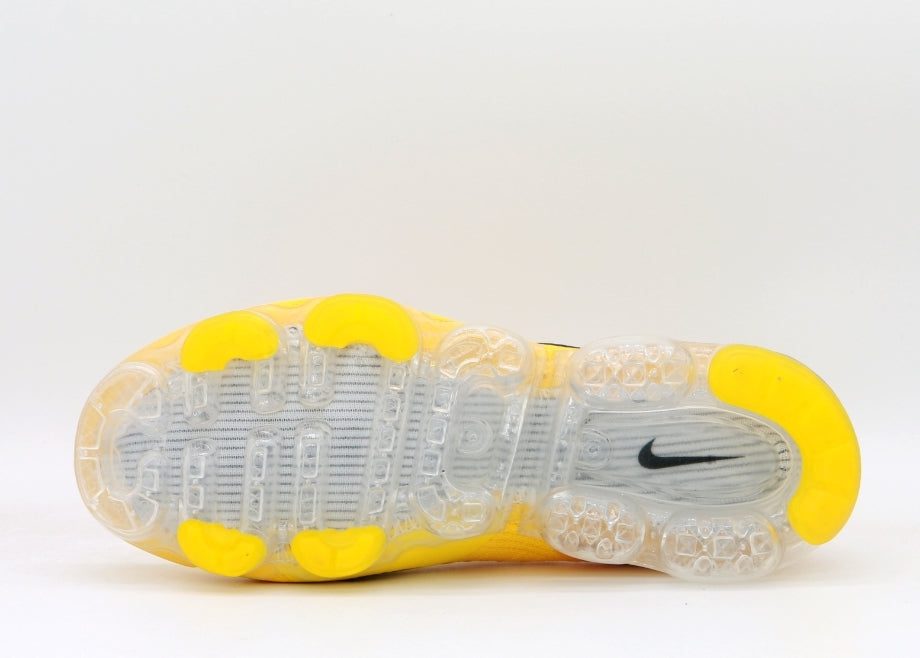 NKe #UniversityGold VaporMax Moc 2