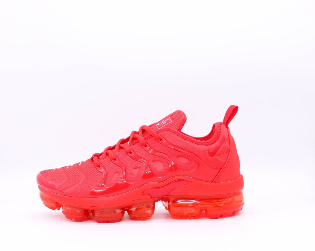 Nke #TripleRed VaporMax Plus