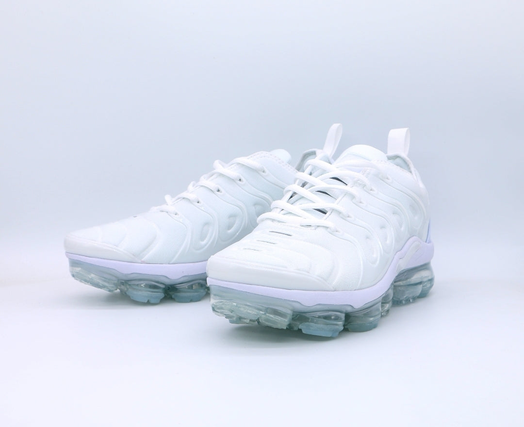 NKe #WhitePlatinum VaporMax Plus