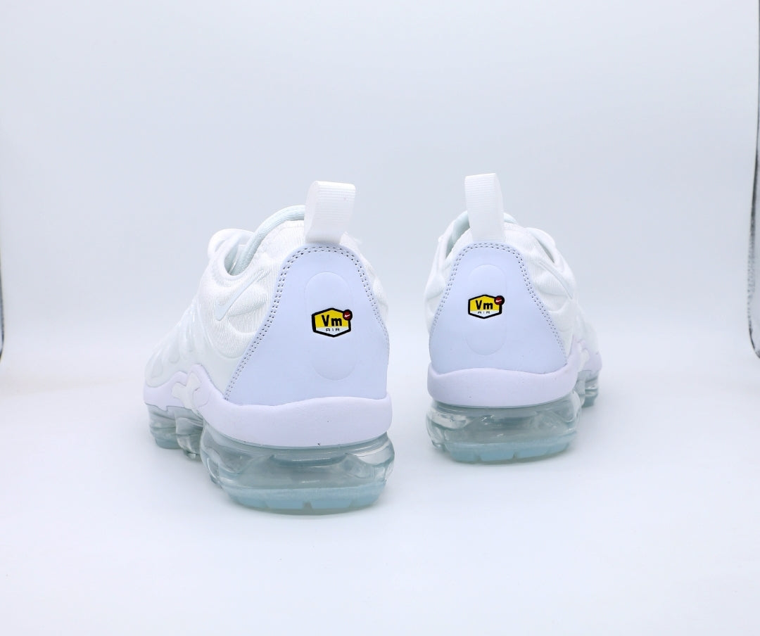 NKe #WhitePlatinum VaporMax Plus