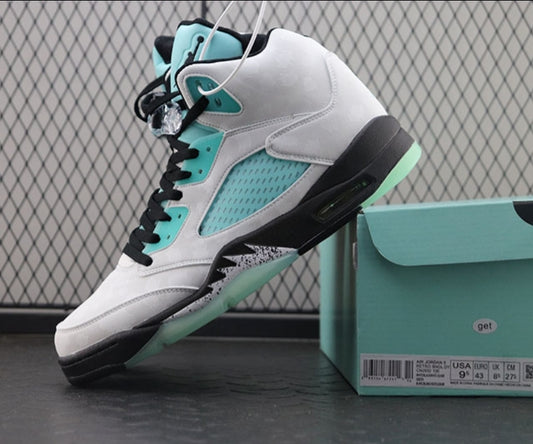 AJ #IslandGreen Retro5