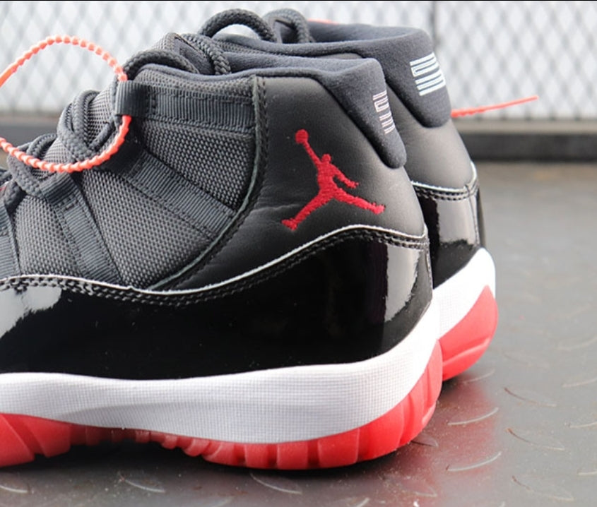 AJ #Bred Retro11