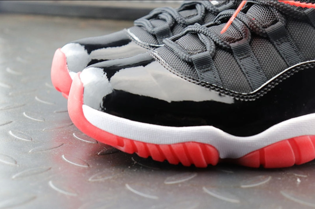 AJ #Bred Retro11