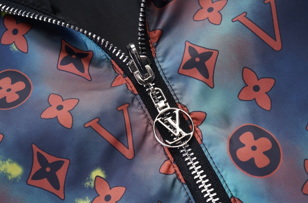 LV #MonogramReversible