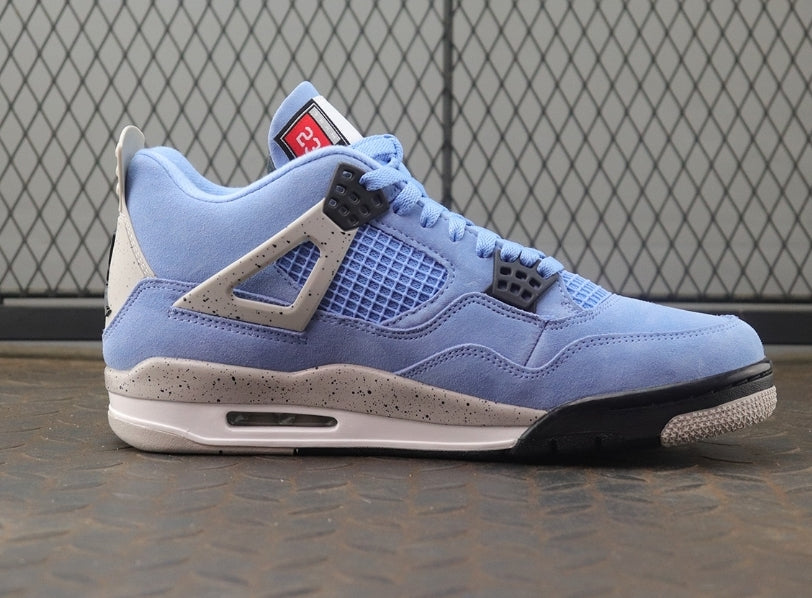 AJ #UniversityBlue Retro4